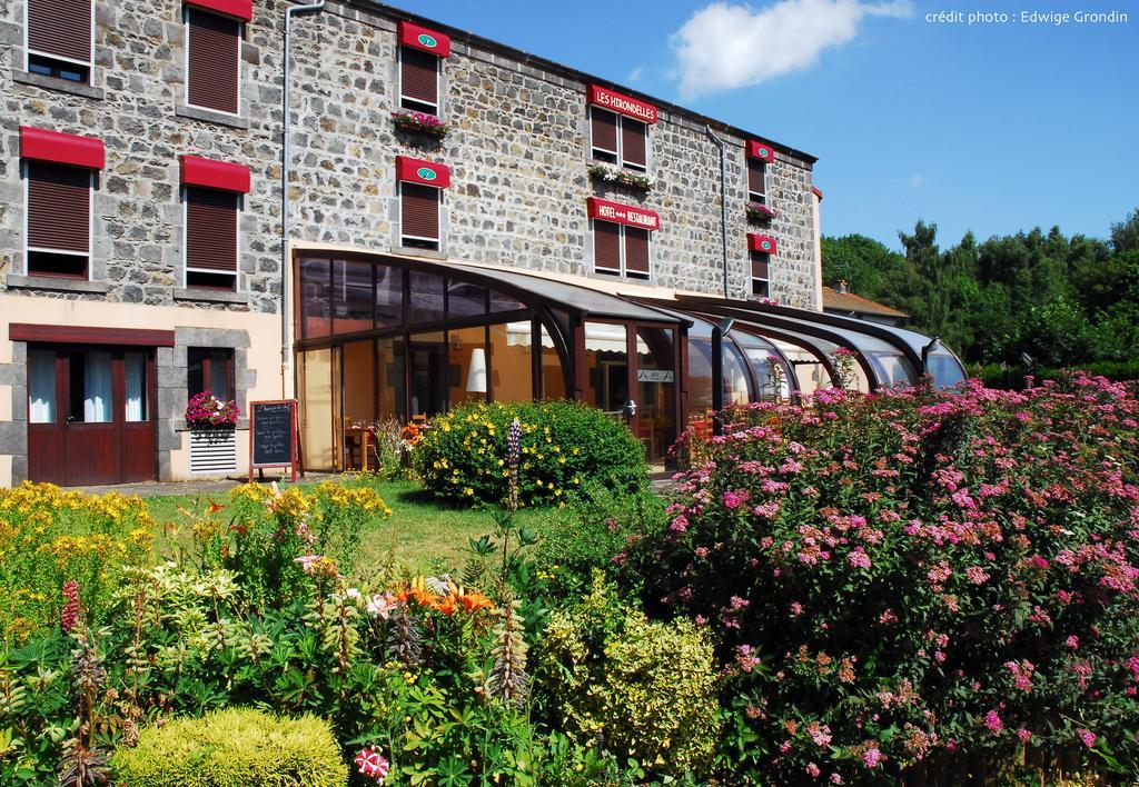 Les Hirondelles Hotel Orcines Eksteriør billede